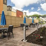 Fairfield Inn & Suites Pittsburgh North/McCandless Crossing